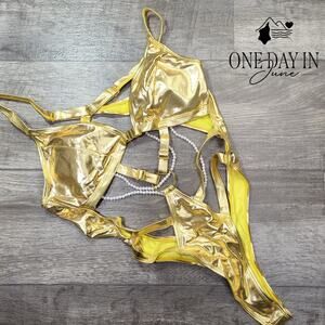 Beaudrm Pearl Accent Cut Out Thong One Piece Swimsuit Size S